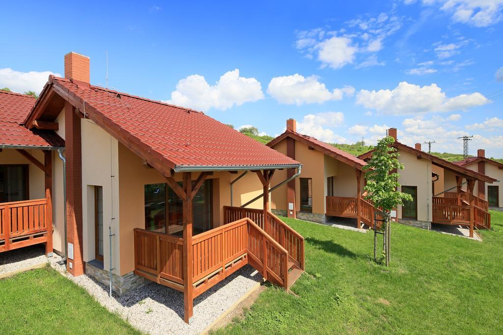 Penzion Harmonie Žlutice Buitenkant foto