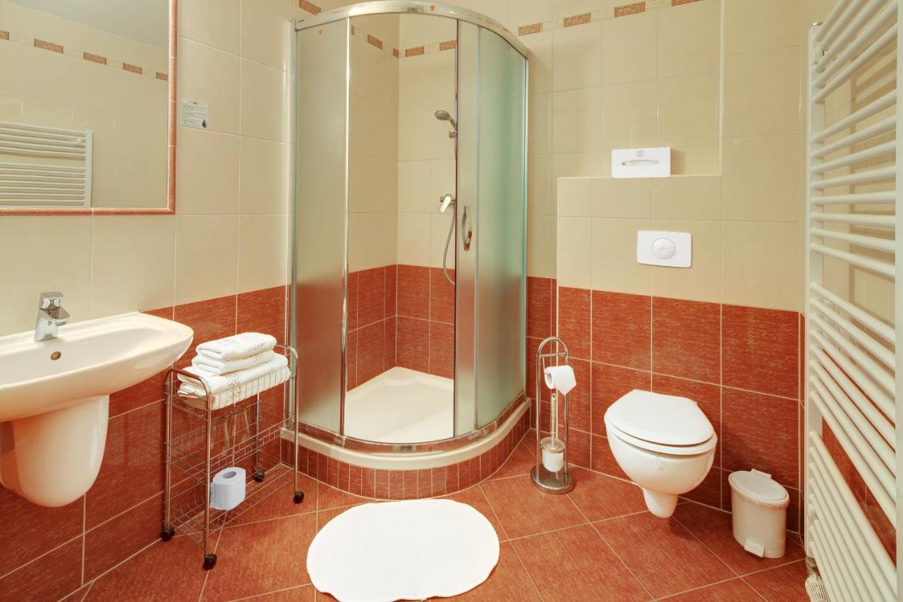 Penzion Harmonie Žlutice Kamer foto